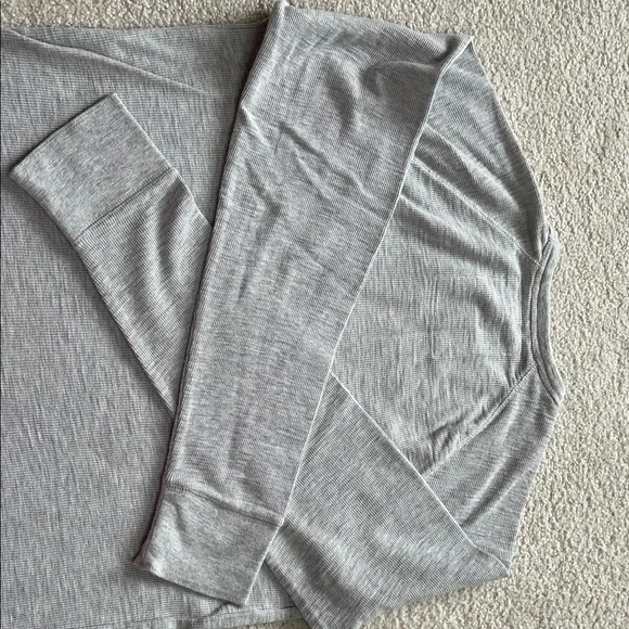 Urban Pipeline Gray Long Sleeve Tee - Picture 3 of 3